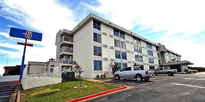 Hotel 6-fort Worth, Tx - Downtown East
